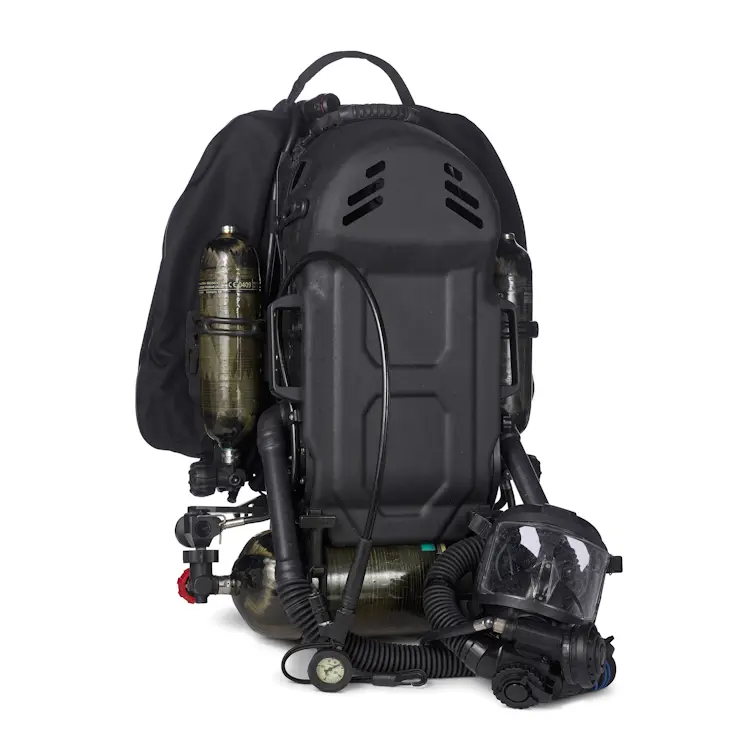 Interspiro™ IS-Mix provides reliable respiratory protection with a durable design for use in hazardous industrial environments.