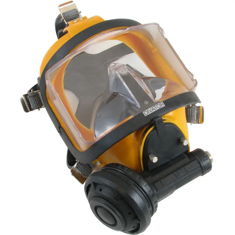 Interspiro™ Divator Full Face Mask offers full facial protection and clear communication capabilities for professional divers in hazardous underwater environments.