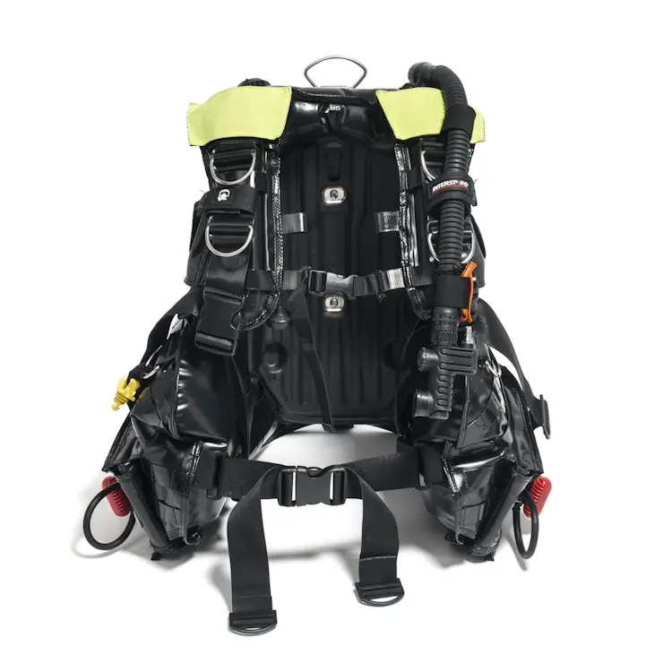 Back view of an Interspiro™ Divator Rescue BC showing its harness, air system connections, and streamlined rescue design.