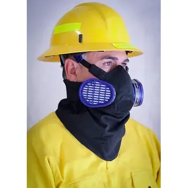 Front right side view of a person wearing the Hot Shield® HS-5 Respirator Housing and Face Protector Mask, showcasing the full-face coverage, sturdy heat-resistant housing, and secure fit over the Dräger Xplore 3500 respirator for enhanced protection in hazardous environments.
