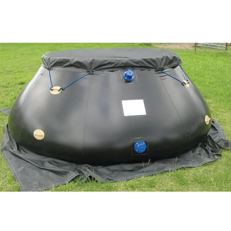 Husky® Top Cover in use on a self-supporting water tank, protecting the tank’s contents from debris and contamination during firefighting and emergency response operations.
