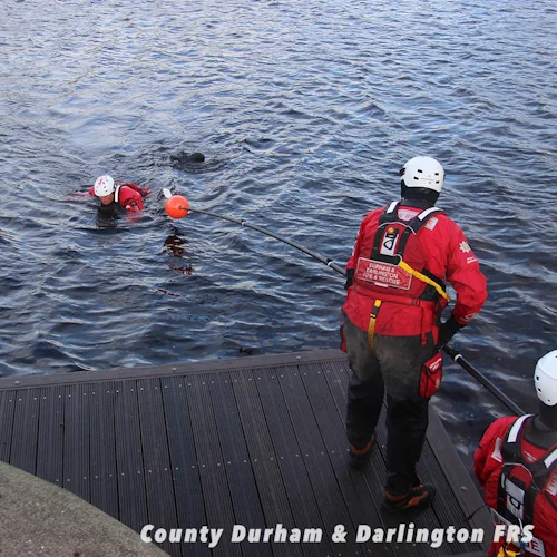 Northern Diver Rescue Reach Poles - Image 5